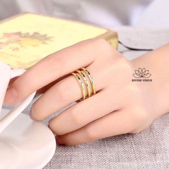 Layered Trendy Gold Plated Brass & Zirconia Ring - Picture 2 of 4